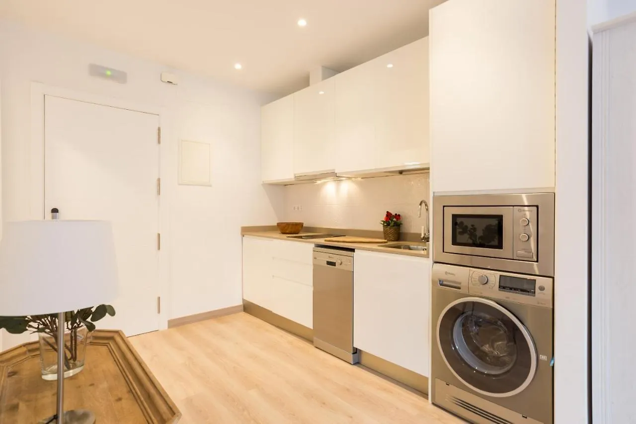 Apartament Sharingco Atarazanas Premium Loft VI Malaga 0*,