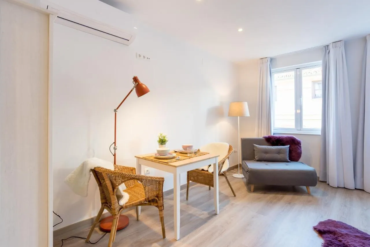 Ferienwohnung Urbe10 Atarazanas Premium Loft  Málaga 0*,  Spanien