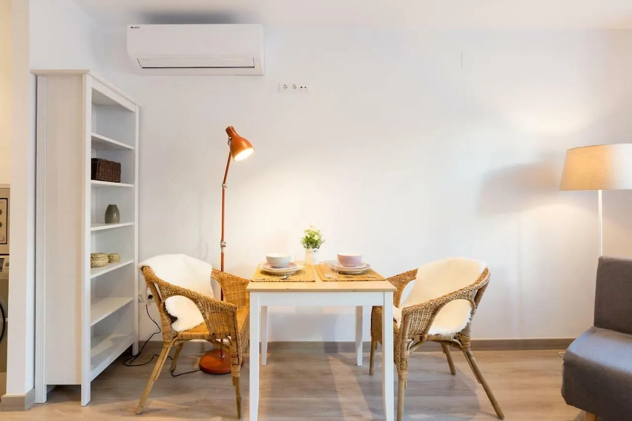 Ferienwohnung Urbe10 Atarazanas Premium Loft  Málaga Apartment